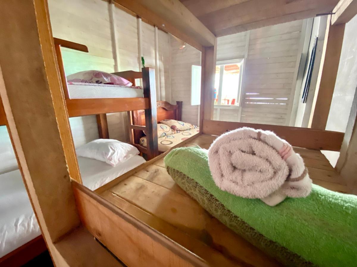 Hostal Paraiso 이슬라 무쿠라 외부 사진