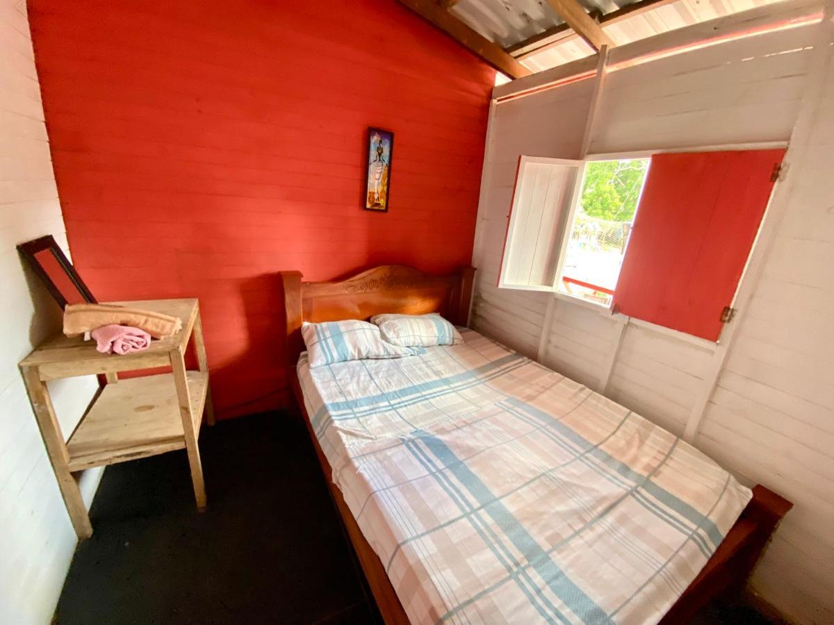Hostal Paraiso 이슬라 무쿠라 객실 사진